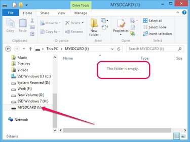 An empty SD card drive in Windows 8.1