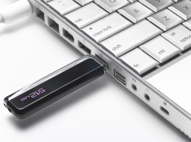 How to Remove a CDFS From a USB Drive | Techwalla